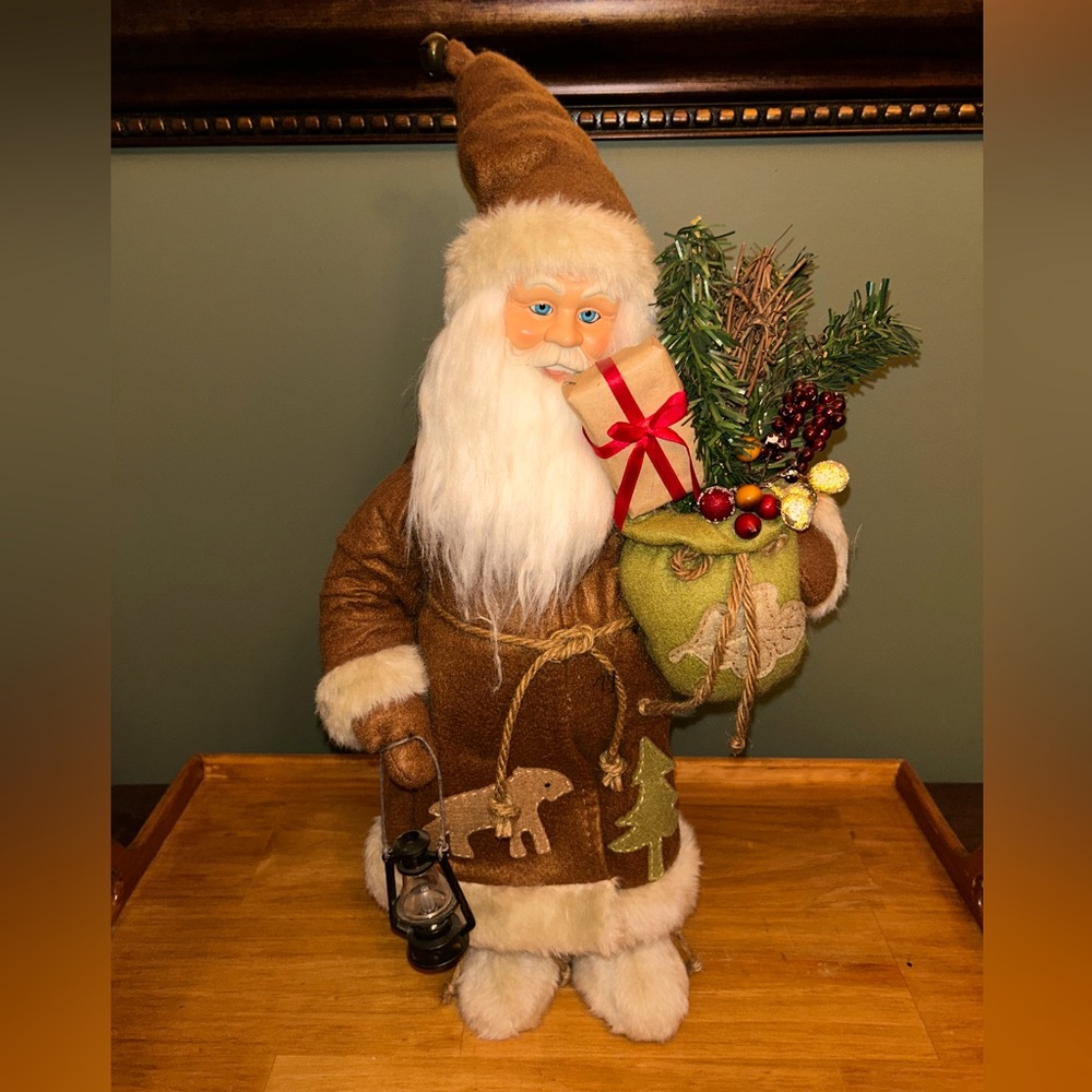 Woodland Santa with a Lantern